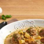 Húsgombócleves kaporral