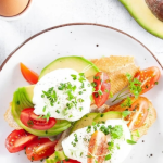 Pirítós avokádóval és buggyantott tojással