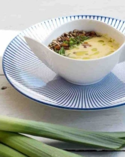 Póréhagyma krémleves ropogós szalonnával