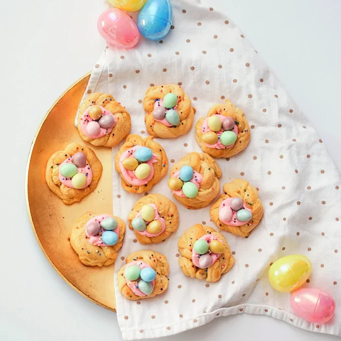 Húsvéti minikalács csokitojásokkal